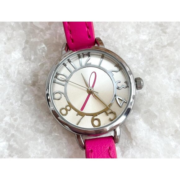 Avon Accessories - Avon Breast Cancer Awareness Pink Vintage Women's Wristwatch - 25mm - WORKS!